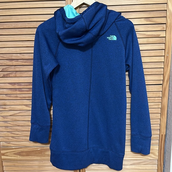 Long Sporty Sweater - Picture 5 of 6